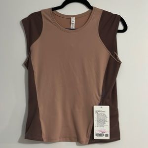 NWT LULULEMON HIKING TOP